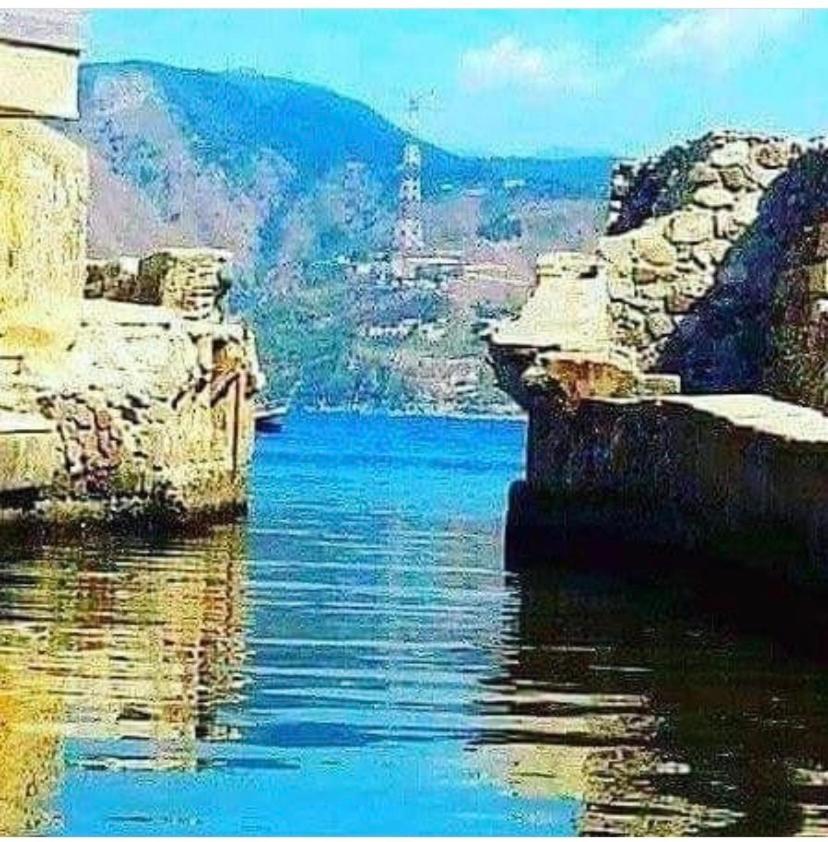 Torre di Faro Tra Mare E Lago מראה חיצוני תמונה